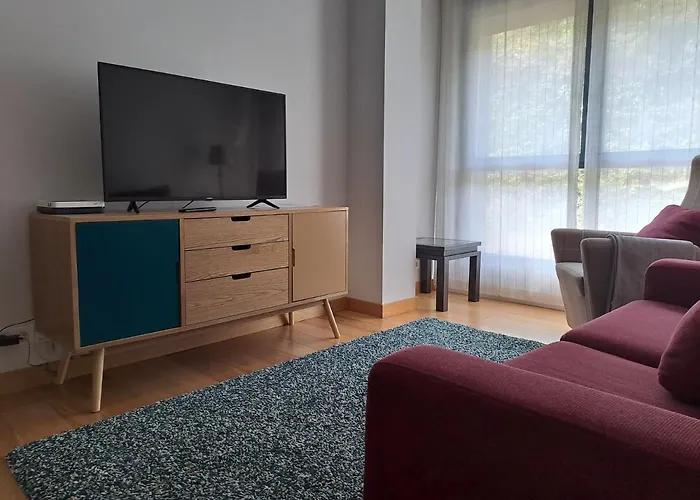 Apartamento En El Centro Con Garaje Directo.